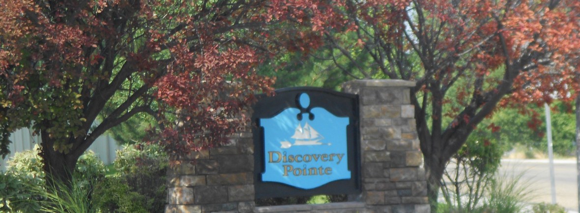 Sign for the Discovery Pointe subdivision.